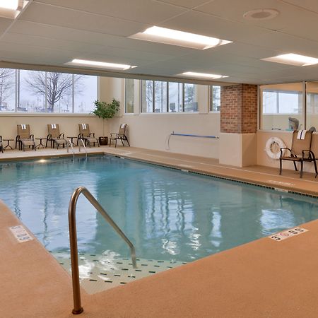 Holiday Inn Hotel & Suites Overland Park-Convention Center By Ihg Dış mekan fotoğraf