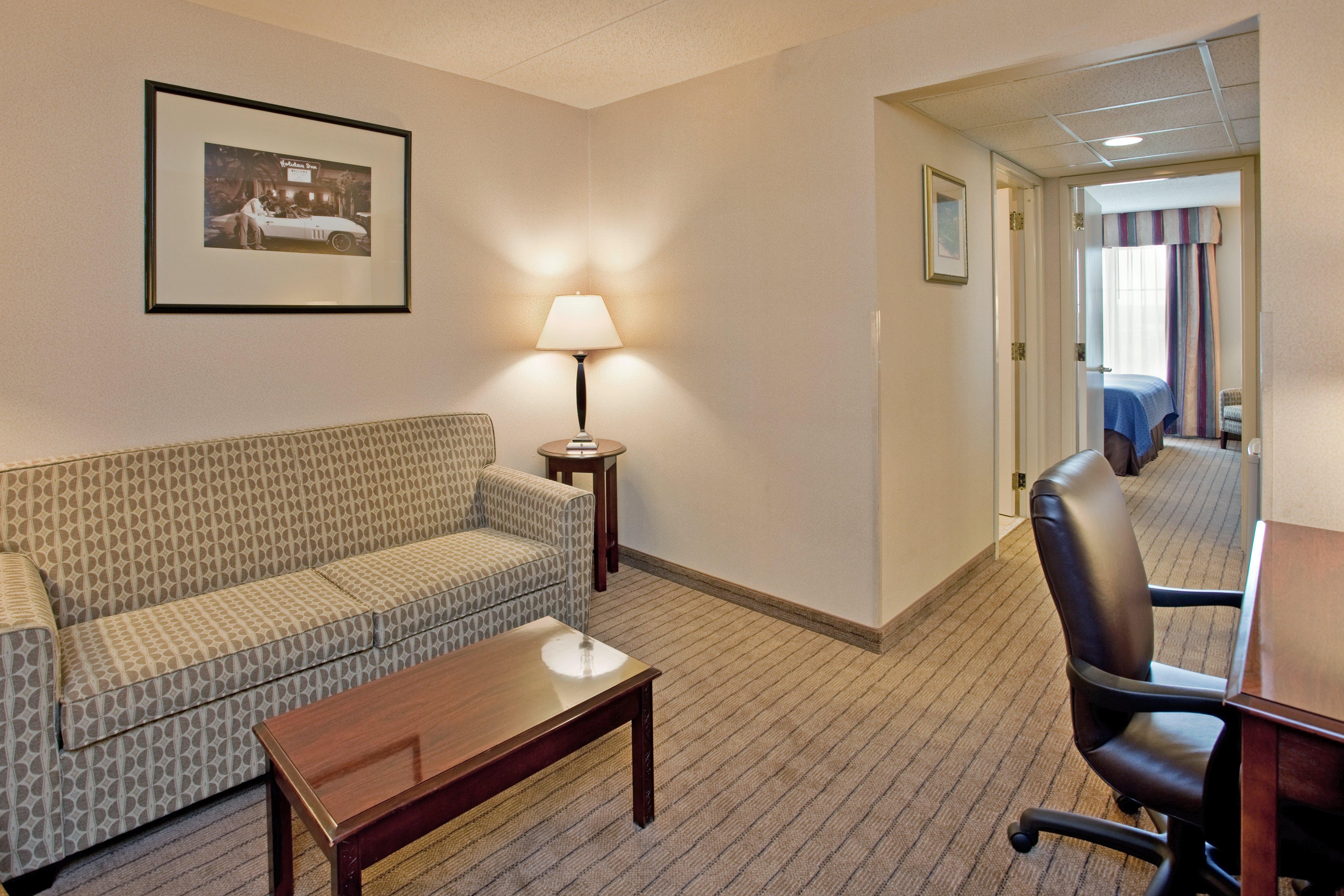 Holiday Inn Hotel & Suites Overland Park-Convention Center By Ihg Dış mekan fotoğraf