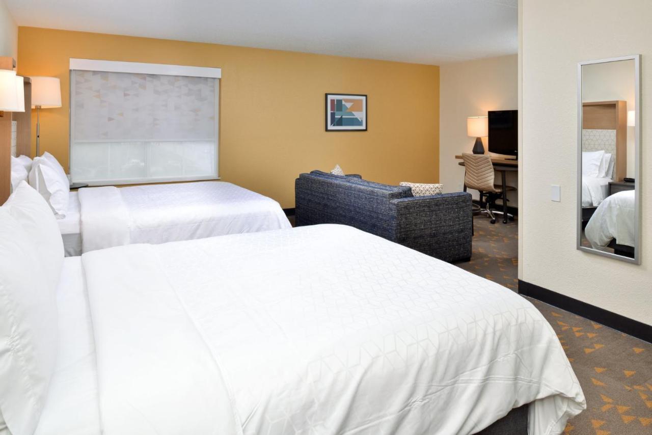 Holiday Inn Hotel & Suites Overland Park-Convention Center By Ihg Dış mekan fotoğraf