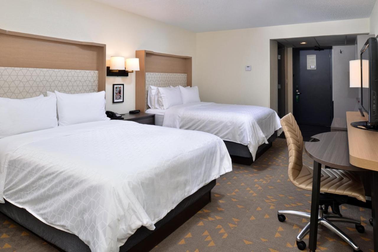 Holiday Inn Hotel & Suites Overland Park-Convention Center By Ihg Dış mekan fotoğraf