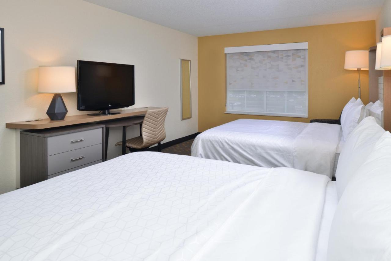 Holiday Inn Hotel & Suites Overland Park-Convention Center By Ihg Dış mekan fotoğraf