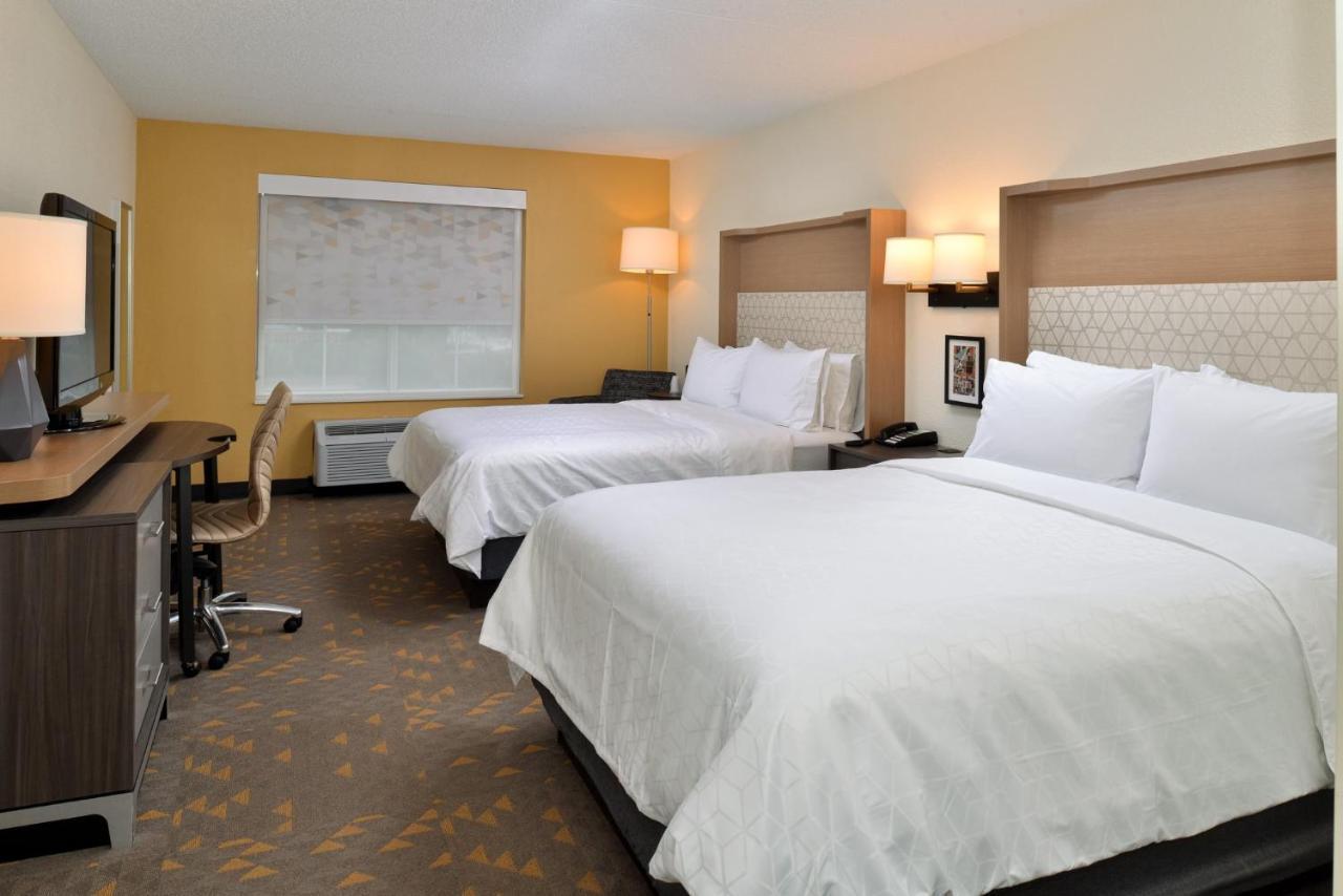 Holiday Inn Hotel & Suites Overland Park-Convention Center By Ihg Dış mekan fotoğraf