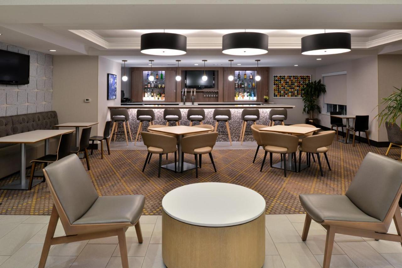 Holiday Inn Hotel & Suites Overland Park-Convention Center By Ihg Dış mekan fotoğraf