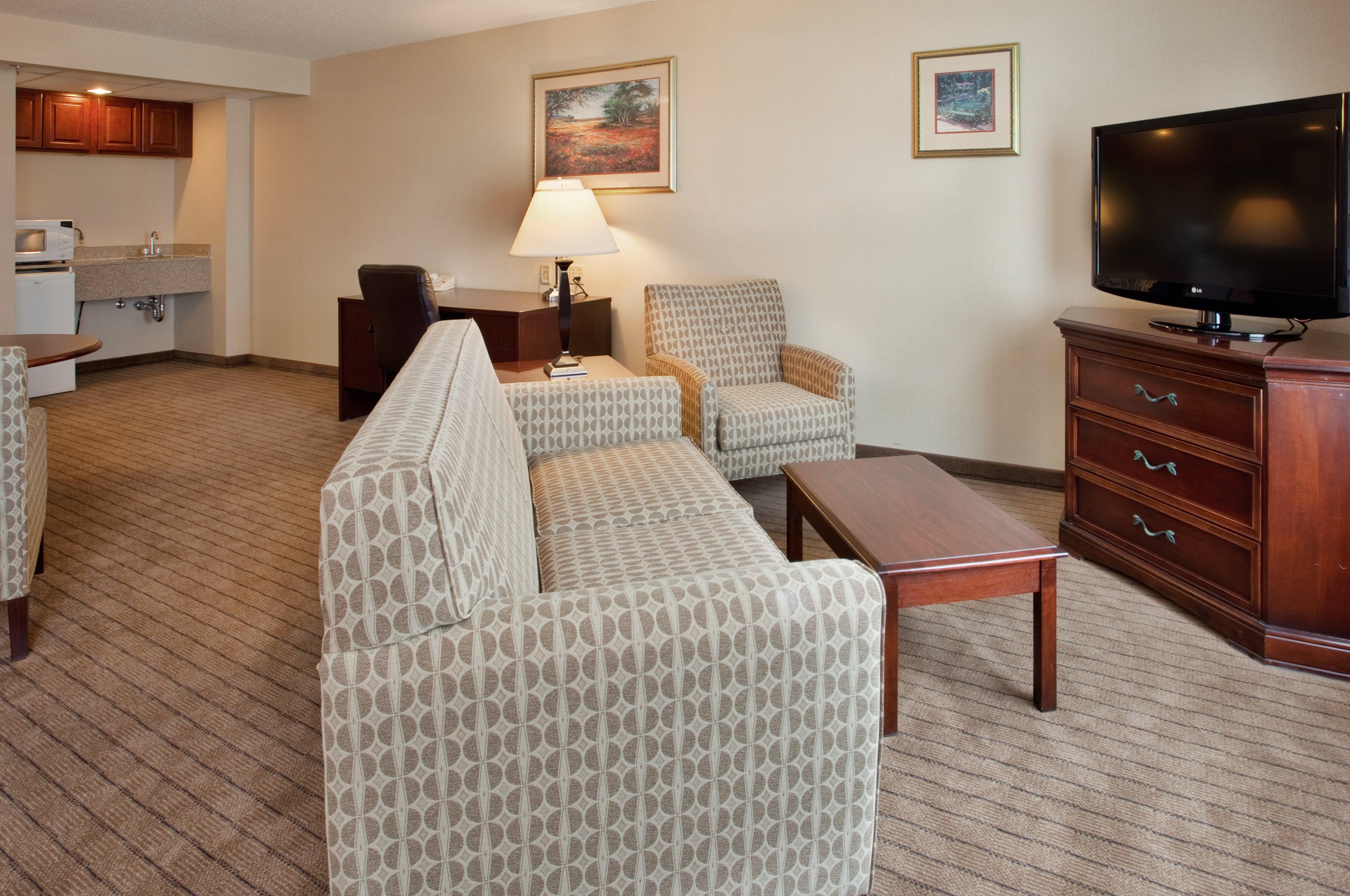 Holiday Inn Hotel & Suites Overland Park-Convention Center By Ihg Dış mekan fotoğraf