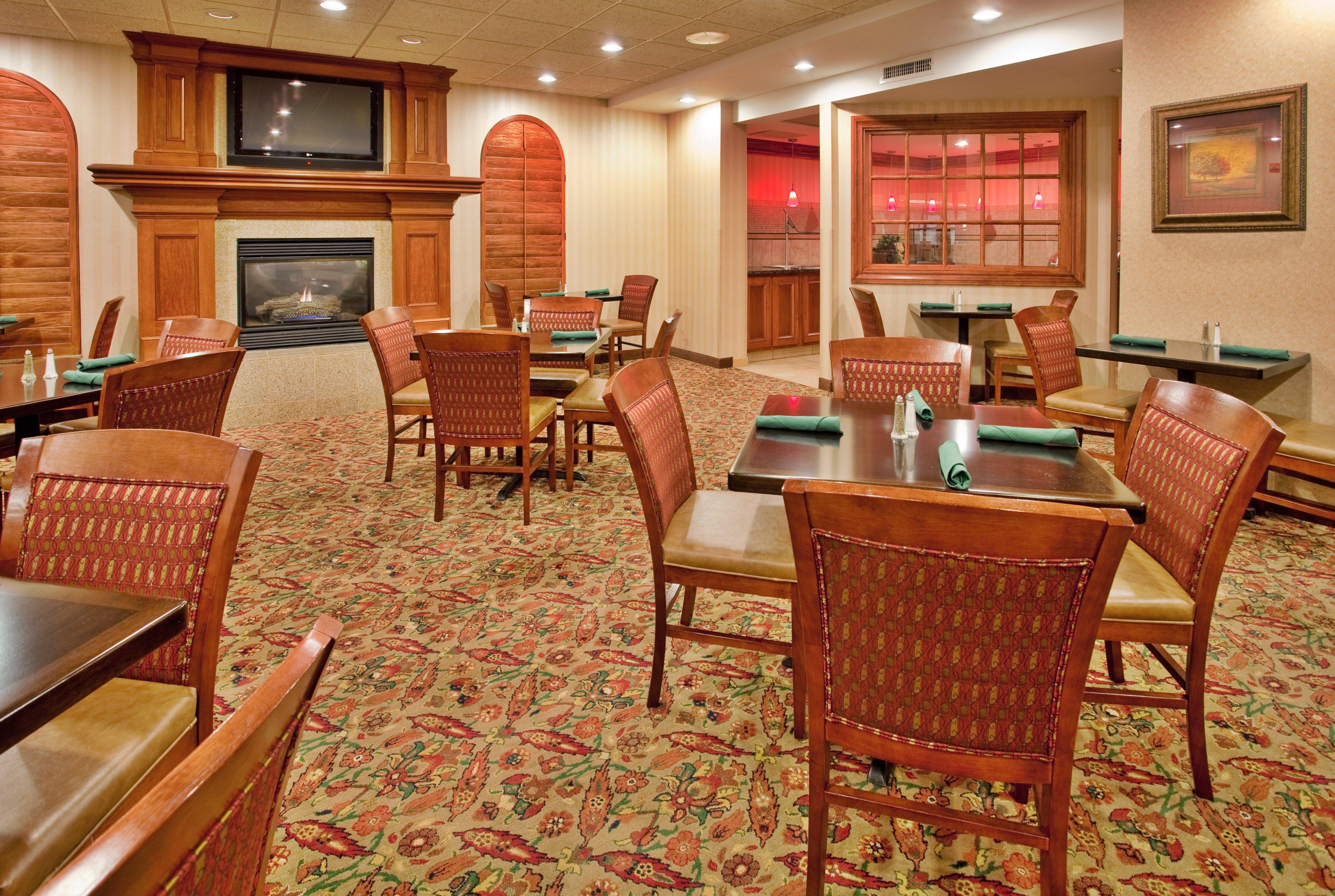 Holiday Inn Hotel & Suites Overland Park-Convention Center By Ihg Dış mekan fotoğraf