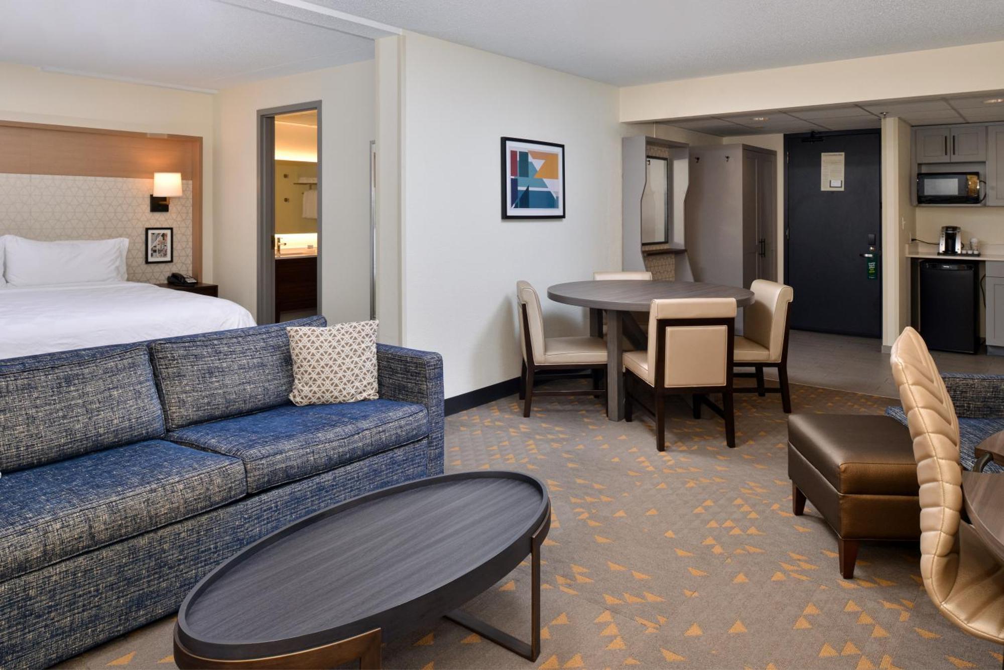 Holiday Inn Hotel & Suites Overland Park-Convention Center By Ihg Dış mekan fotoğraf