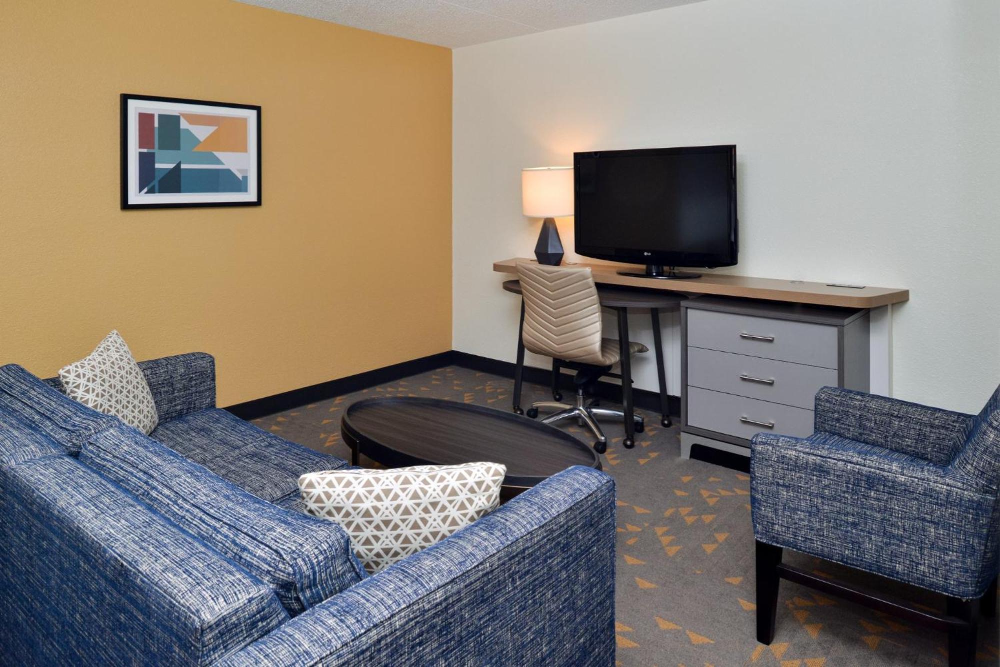 Holiday Inn Hotel & Suites Overland Park-Convention Center By Ihg Dış mekan fotoğraf